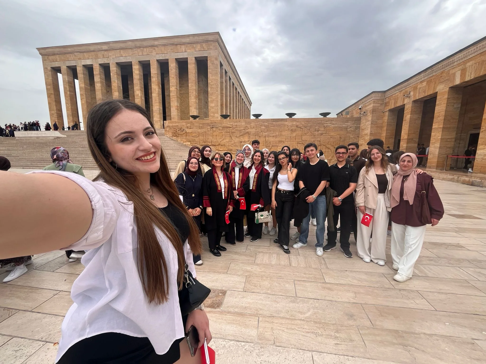Hemşireler Günü’nde Anlamlı Ziyaret: Kulu SBF Anıtkabir’de